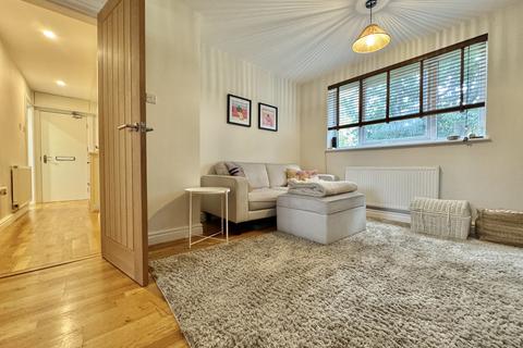 2 bedroom apartment for sale, Rosalind Court, Asgard Drive, Salford, Lancashire, M54TG