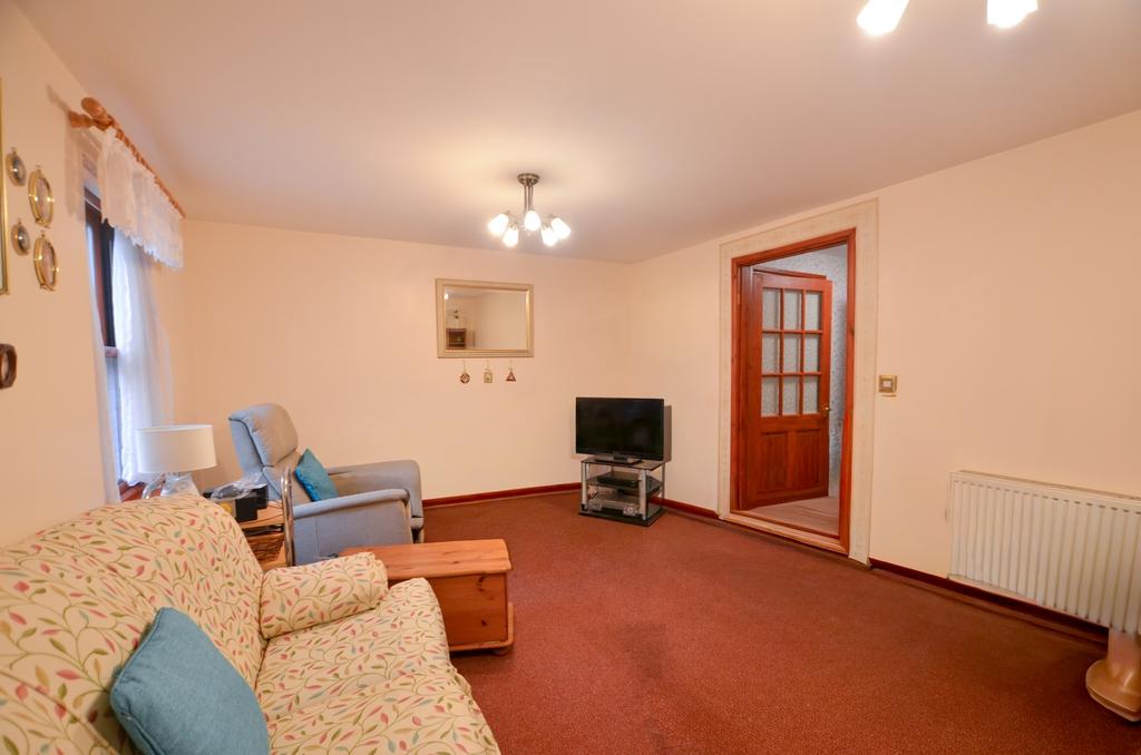 To Book A Viewing Call TPS Lostwithiel On 01208 87