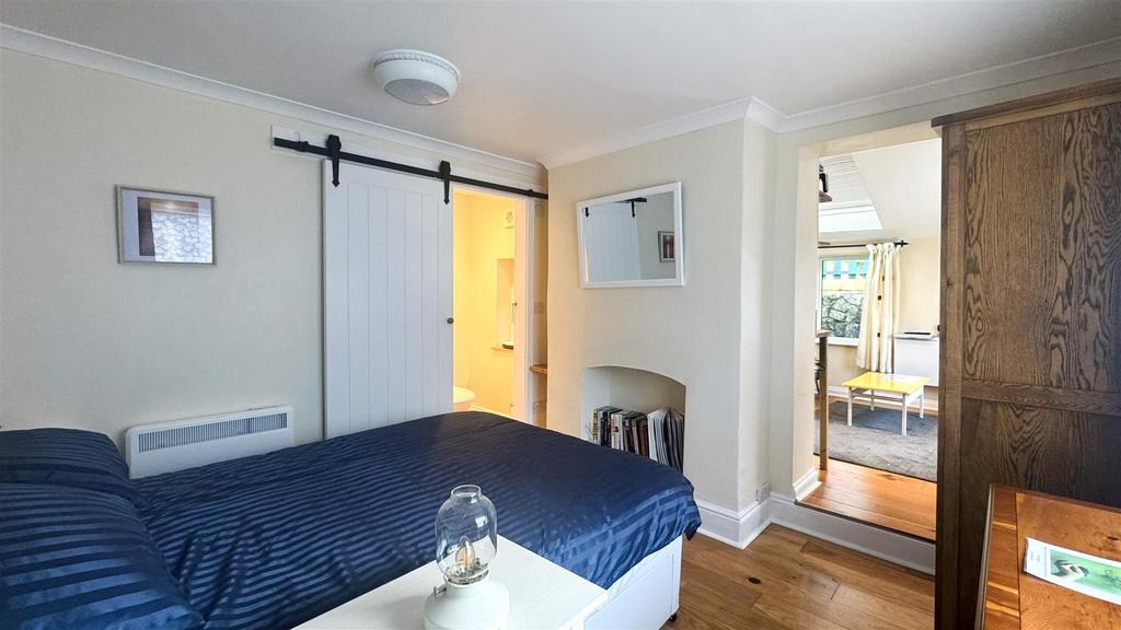 Annexe Bedroom 1.jpg