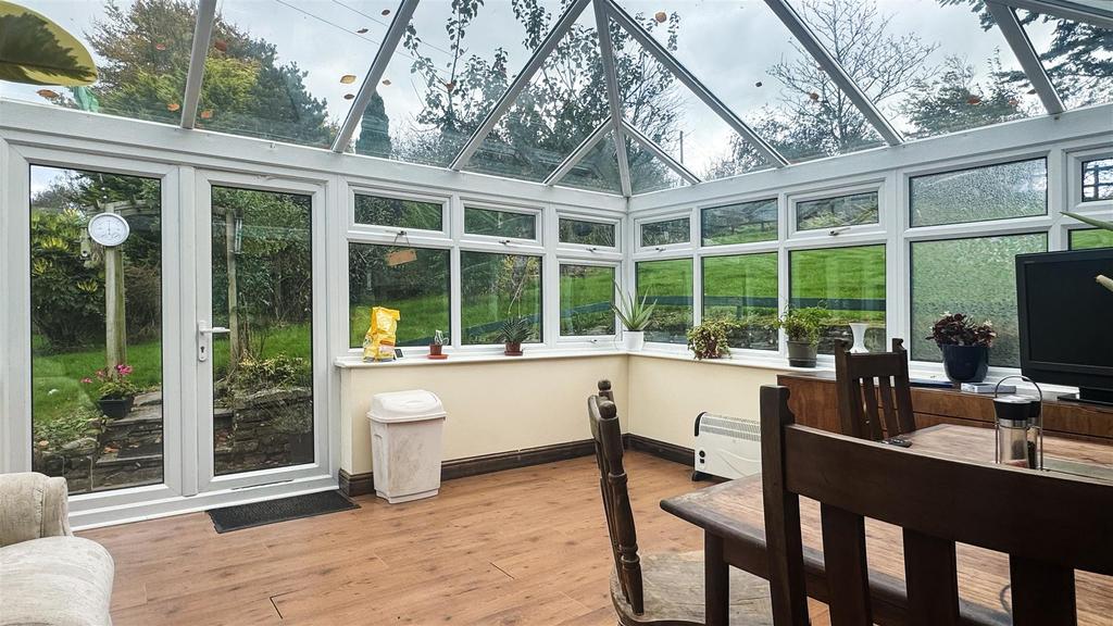 Conservatory 2.jpg