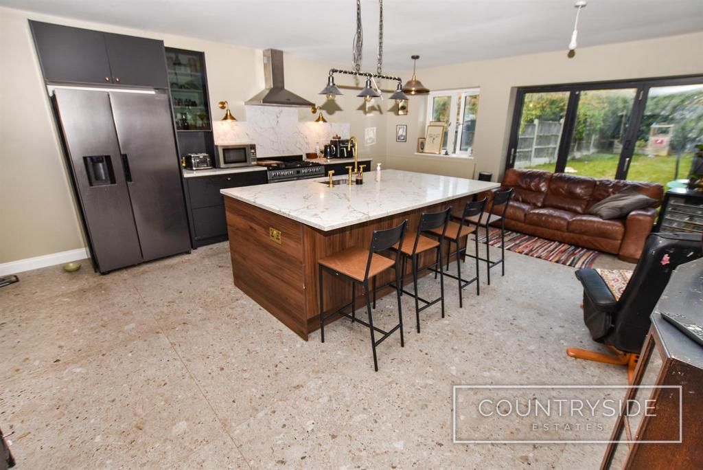 Kitchen/Family Room