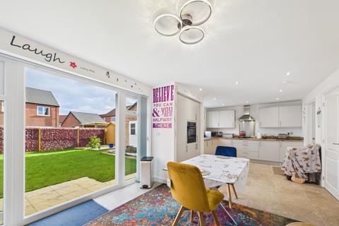 4 bedroom detached house for sale, White Avenue, Driffield, YO25 5FQ