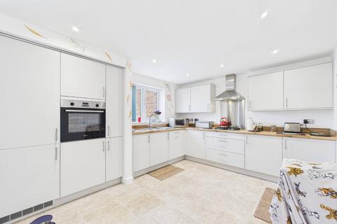4 bedroom detached house for sale, White Avenue, Driffield, YO25 5FQ