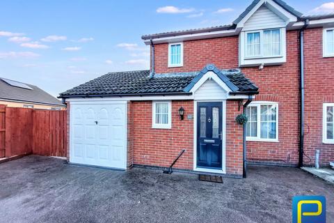 3 bedroom end of terrace house for sale, Priory Park, Amble, Northumberland, NE65 0HY
