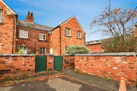 2 bedroom terraced house for sale, Dorfold Street, Crewe