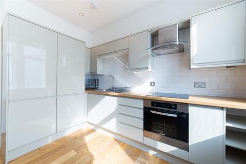 2 bedroom apartment to rent, Chaucer Building, Grainger Street, Newcastle Upon Tyne