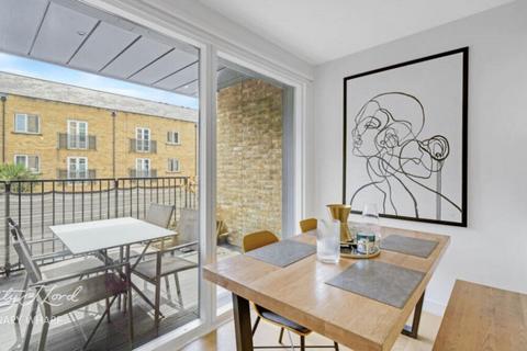 2 bedroom apartment for sale, Bute House, Westferry Road, London, E14