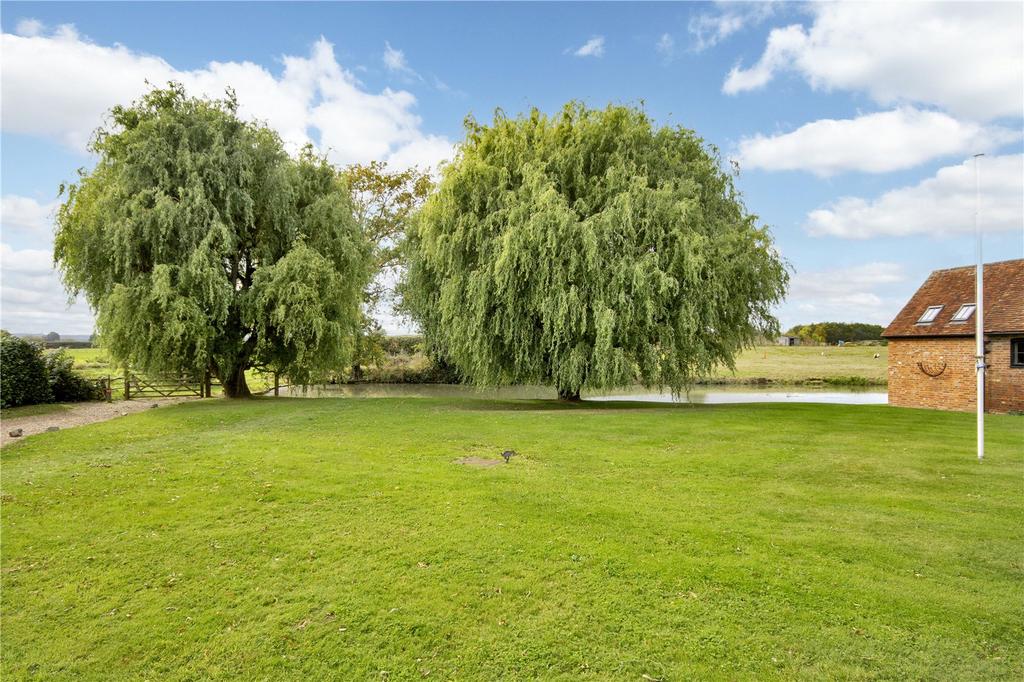 Communal Grounds