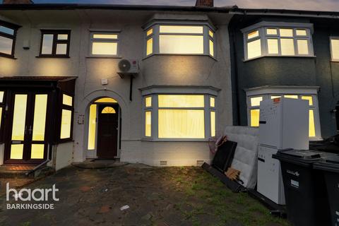 4 bedroom terraced house for sale, Cantley Gardens, Newbury Park