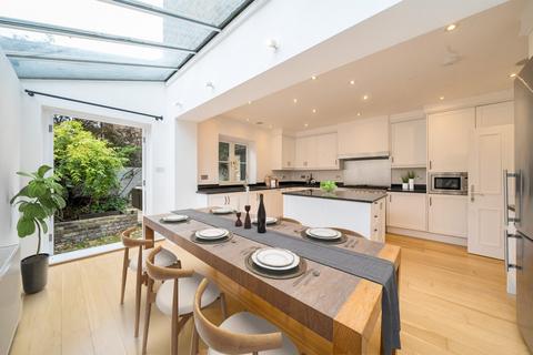undefined, Clapham Common North Side, London, SW4