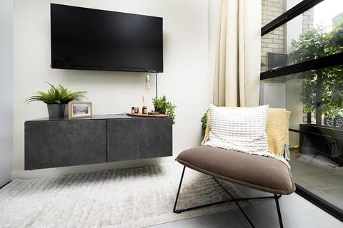 1 bedroom apartment to rent, Hampshire Street, London
