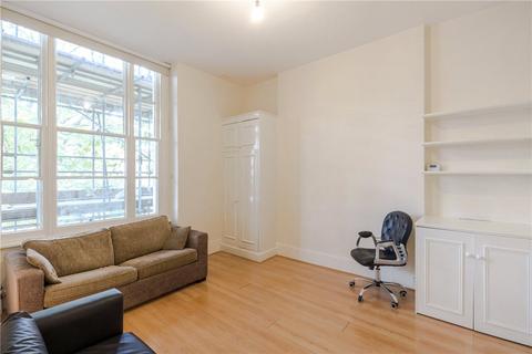 Studio to rent, Craven Hill, London, W2