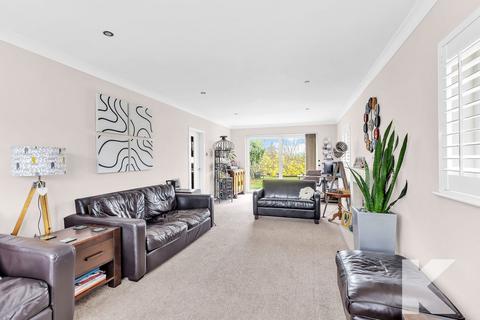 undefined, 25 Kirkdale Drive, Royton, Oldham, OL2 5TG