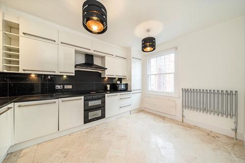 3 bedroom flat to rent, Claverton Street, London SW1V