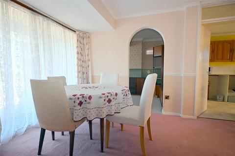 3 bedroom detached house for sale, Princes Road, Langney Point, Eastbourne