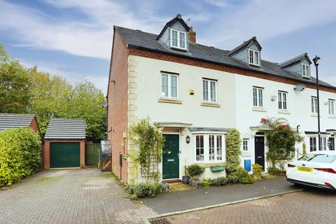 4 bedroom semi-detached house for sale, Shearwater Drive, Rugby, CV23