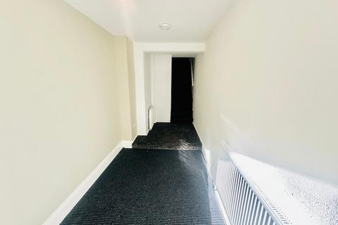 6 bedroom terraced house to rent, Newcastle upon Tyne NE4