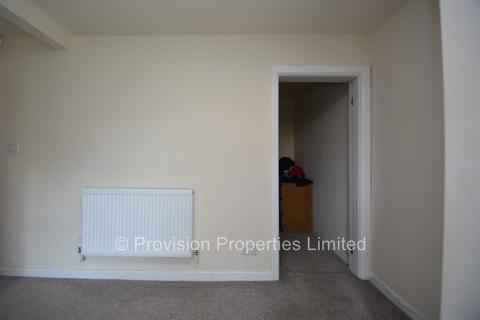1 bedroom flat to rent, Cliff Road, Woodhouse LS6
