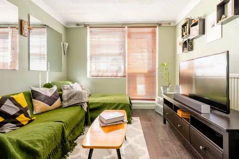 3 bedroom maisonette for sale, Reginald Road, Deptford, London, SE8