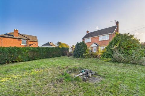 3 bedroom detached house for sale, Sunville, Llynclys, Oswestry