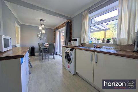 4 bedroom terraced house for sale, Birchington Avenue, Middlesbrough TS6