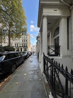 2 bedroom flat to rent, Rutland Gate, London SW7