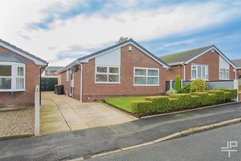 2 bedroom detached bungalow for sale, Millbrook Avenue, Manchester M46