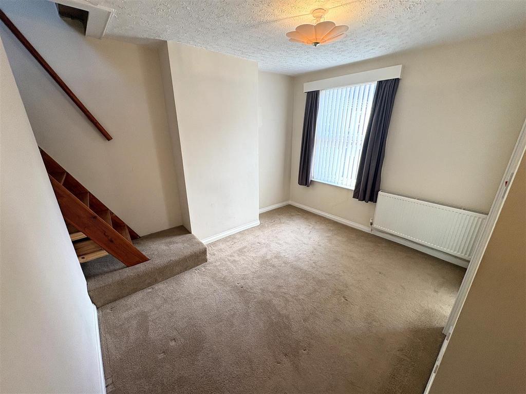 Bedroom 3.JPG