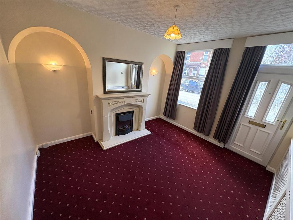 Living room 2 1.JPG