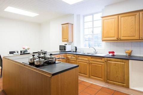 5 bedroom apartment to rent, Park Road, London, NW8