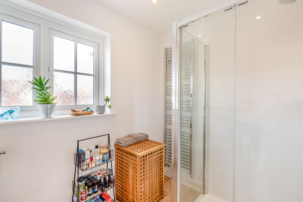 Master Ensuite