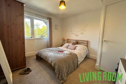 undefined, Gwydr Crescent, Uplands,