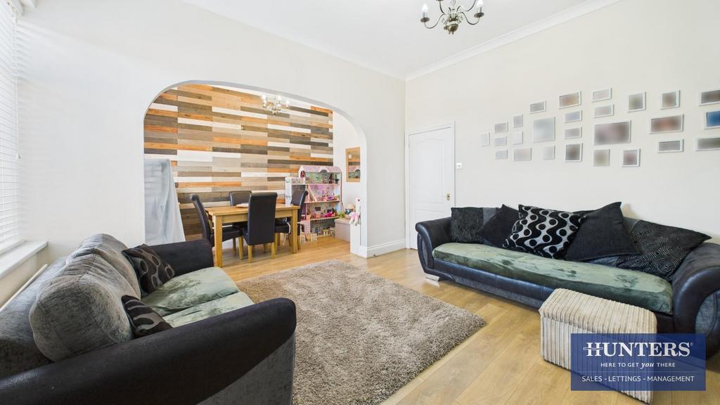 Living Room/Dining Room