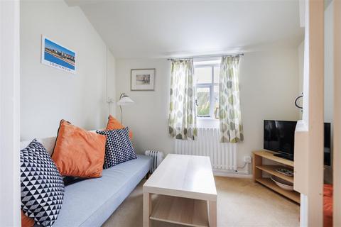 3 bedroom end of terrace house for sale, Back Road, Halesworth IP19