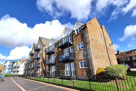 Pier Road, Littlehampton
