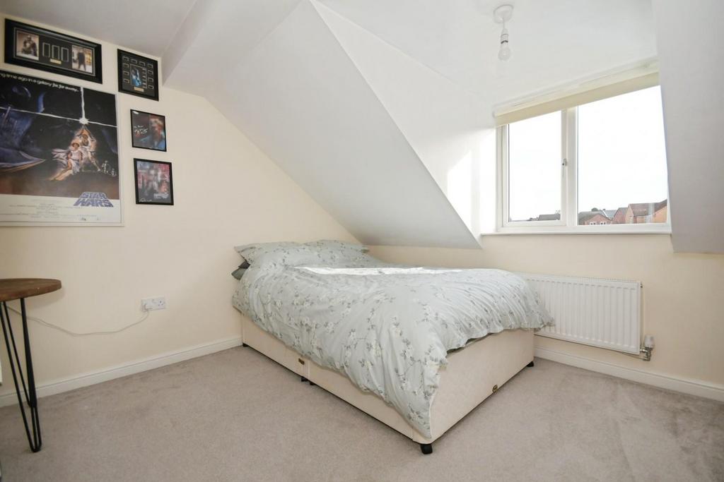 BEDROOM 2.jpg