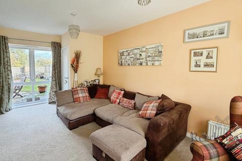 3 bedroom semi-detached house for sale, Whitworth Park Drive, Tyne and Wear DH4