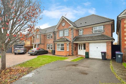 4 bedroom detached house to rent, The Hedgerows, Herts CM23