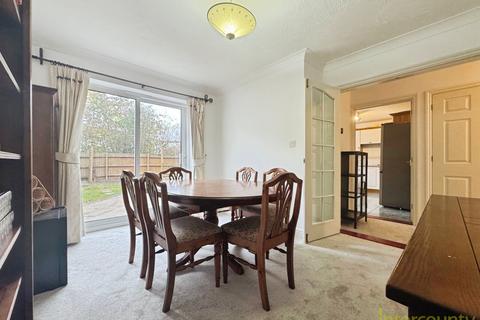 4 bedroom detached house to rent, The Hedgerows, Herts CM23