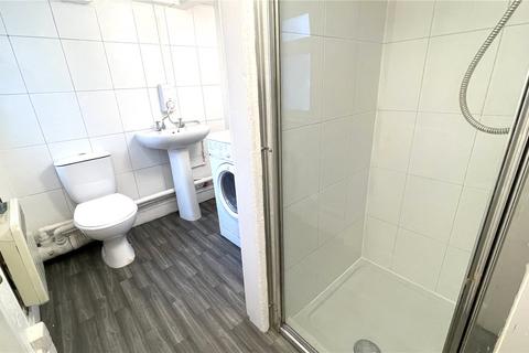 1 bedroom flat to rent, Abbey Road, Devon TQ2