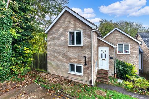 2 bedroom end of terrace house for sale, Shepherd Close, Royston SG8