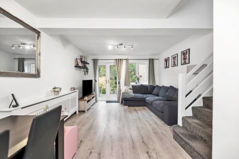 2 bedroom end of terrace house for sale, Shepherd Close, Royston SG8