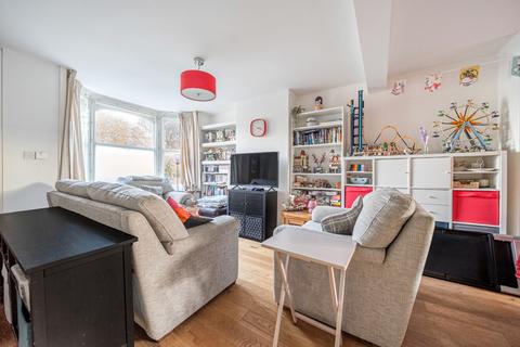 3 bedroom semi-detached house for sale, St Christophers Green, Haslemere, Surrey, GU27