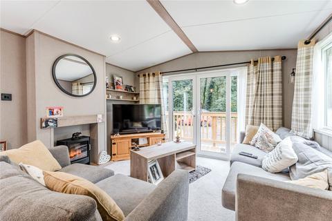 2 bedroom bungalow for sale, 53 Moor Valley Park, Mill Lane, Hawksworth, Leeds, West Yorkshire