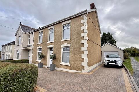 undefined, Heol Bryngwili, Cross Hands, Llanelli