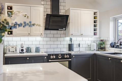 3 bedroom semi-detached house for sale, Dereham Road, New Costessey