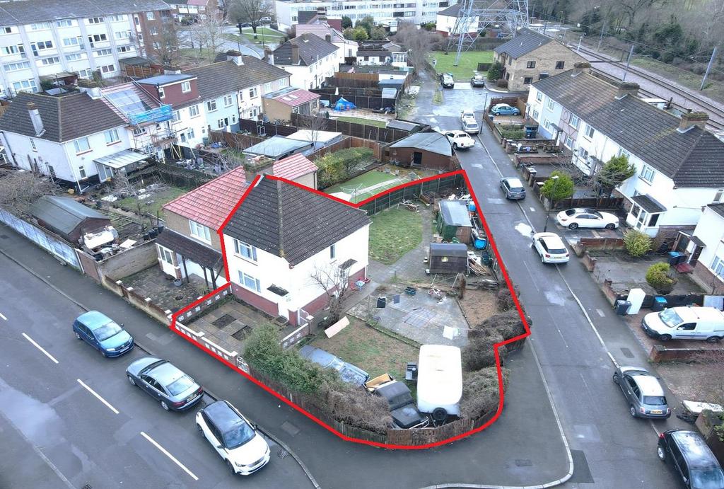 New Close SW19 land for sale  external images  (2)
