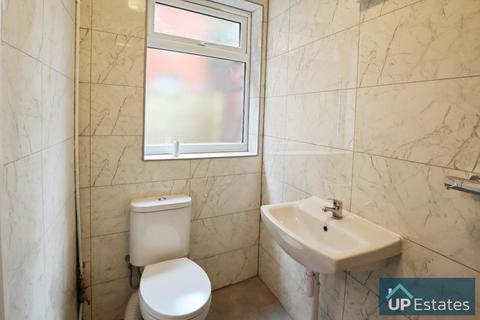 4 bedroom terraced house to rent, Sandy Lane, Coventry