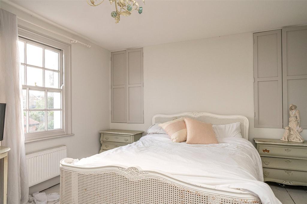 Main Bedroom