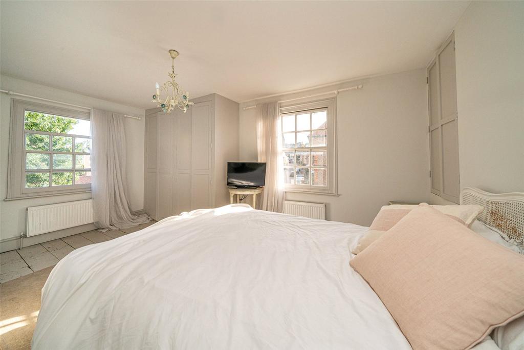 Main Bedroom